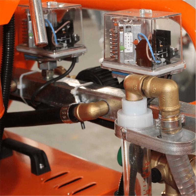 Masina de tencuit Bisonte PCS-K4 380V debit 6-40 l/min materiale preamestecate