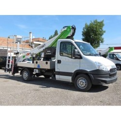 Nacela cu brat telescopic articulat montata pe autosasiu COMET Eurosfilo 17/2/12 HQ H 17m L 12m 250KG