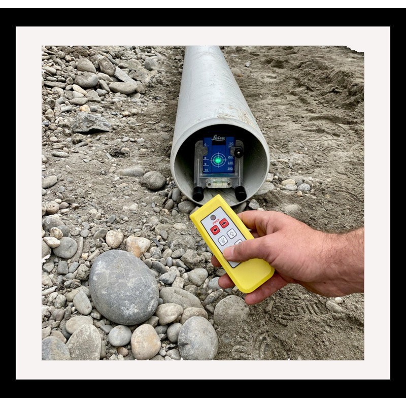 Laser Verde pentru Conducte, Piper 200G - set telecomanda IR si accesorii - Leica-6016958