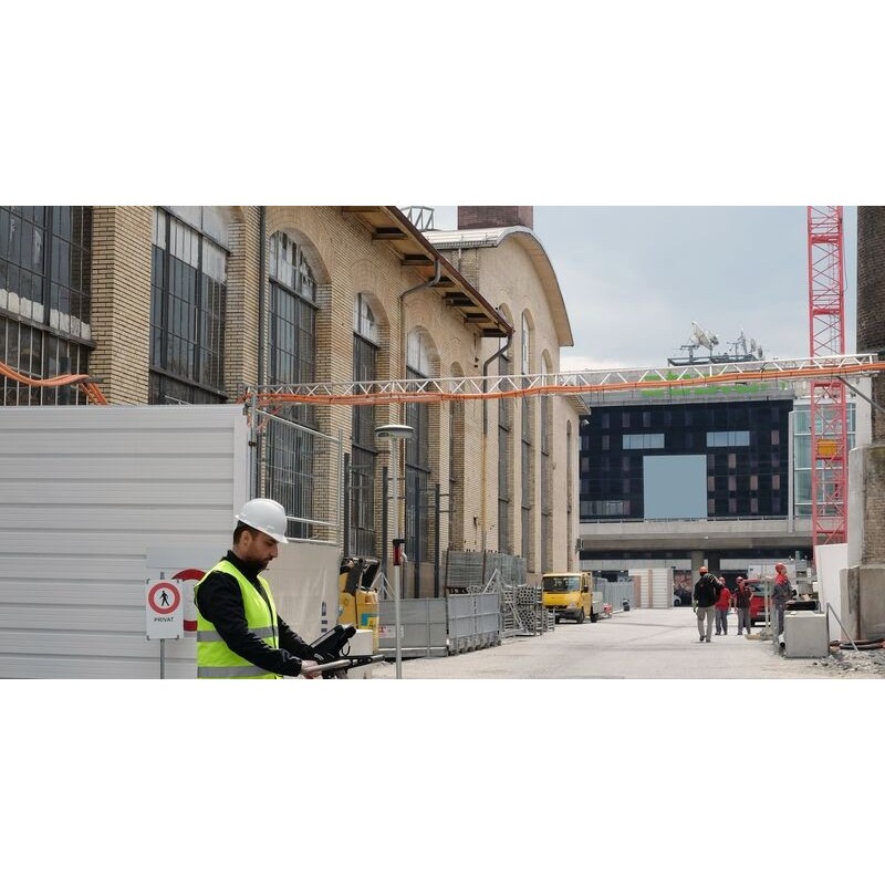 Scanner de detectie utilitati subterane / Georadar (GPR), Leica DS2000