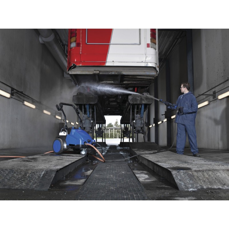 Aparat de spalat cu apa rece sub presiune MC 7P-195/1280FA, 8000 W, 195 bar, max 1280 l/h - Nilfisk-107146800