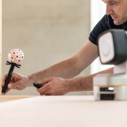 Leica iCON iCS50 - Instrument robotizat de măsurare 3D de precizie pentru construcții cu pachet software Robotic Layout