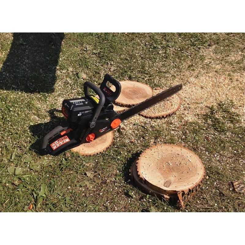 Redback EA216 ferastrau cu lant 400mm, 120V, solo