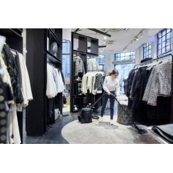 Aspirator Comercial USCAT VP400 HEPA EC - 700W, 10 litri - Nilfisk-107421172