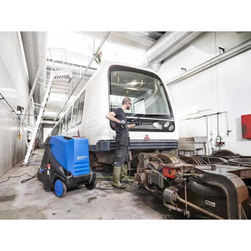 Aparat de spalat cu apa calda sub presiune MH 7P-180/1260 FAX, 7600 W, 180 bar, 1260 l/h - Nilfisk-107146982