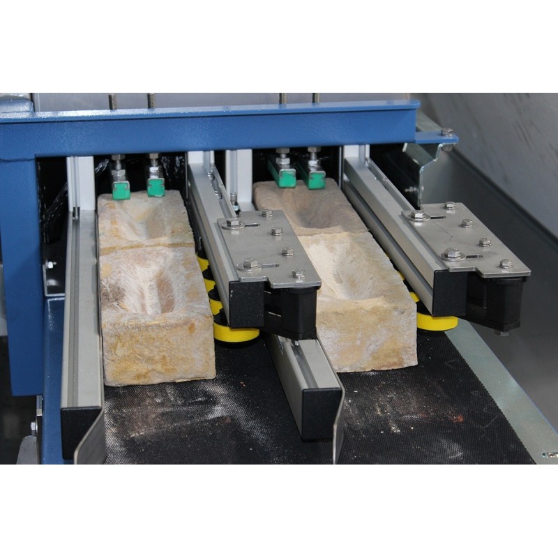 Masina automata de taiat caramizi MTM/C - 2+2 discuri diam. 300mm, grosime max.75mm - Ferrari&Cigarini