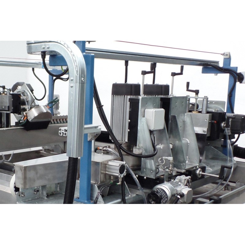 Masina de taiat automata pentru fatade ventilate MRK KERF+SLOT+45°/90 , latime 10-1200mm, grosime 30mm - Ferrari&Cigarini