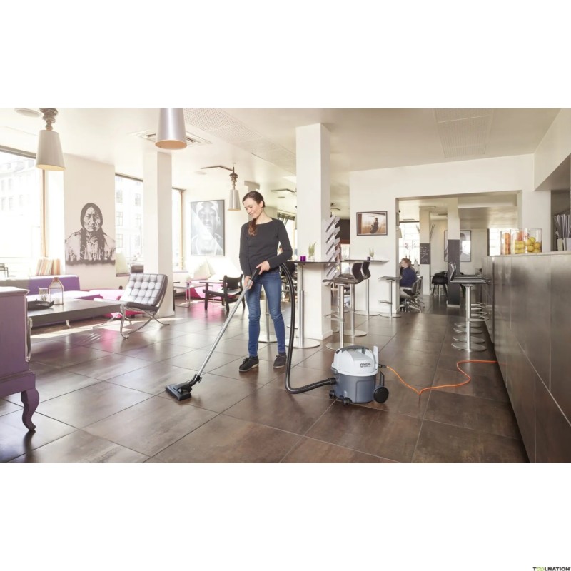 Aspirator Comercial USCAT VP300 R HEPA, 32 l/sec, 10 litri - Nilfisk-107421140