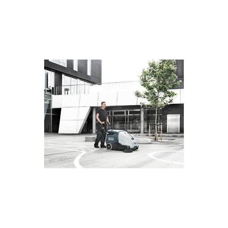 Masina de maturat cu acumulator, SW900 84B - 825/1050mm, 60 litri - Nilfisk-9084110010