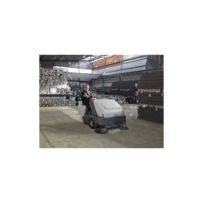 Masina de maturat cu post-conducere si acumulator, SR 1601 B - 1600mm, 315 litri - Nilfisk-13300103
