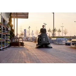 Masina de maturat cu post-conducere si acumulator, SW3000 - 1350mm, 100 litri - Nilfisk-50000740