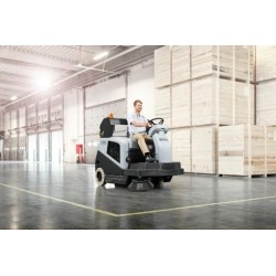 Masina de maturat cu post-conducere, diesel SW5500 D - 1175/1500mm, 150 litri - Nilfisk-9084412010