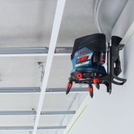 Bosch RM3 Suport rotativ motorizat pentru nivele laser cu linii + Telecomanda RC 2 + Baterii 1.5V + BM 3 Suport pentru perete +