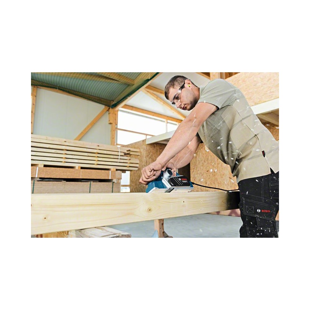 BOSCH GHO 26-82 D Rindea 710 W